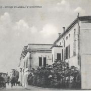 Scuole-Comunali-e-Municipio-1952.jpg