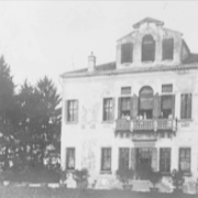 Arlesega - edificio
